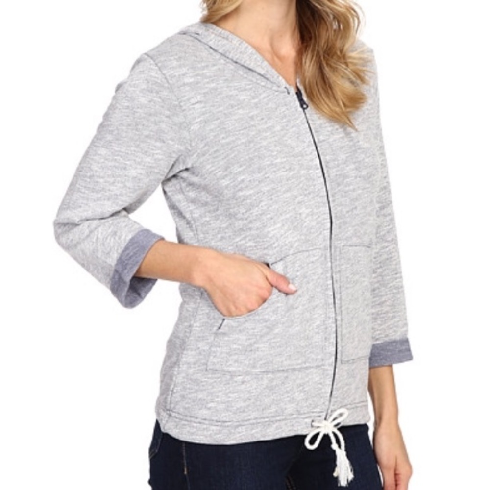 🆕 Columbia Wear it Everywhere Gray Hoodie